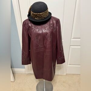 NWT Chicos  Faux Leather Topper Size 3 or XL Windsor Wine color